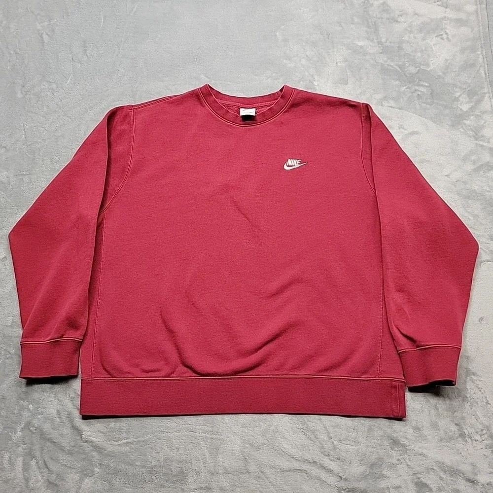 Nike Sweatshirt Mens XL Red Pullover Crewneck Embroidered Swoosh Sportswear